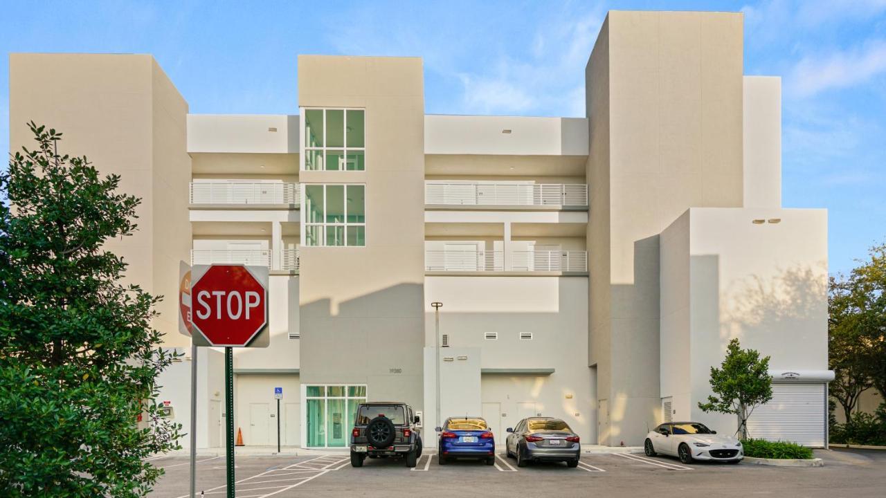 Lofts Of Aventura Lägenhet Miami Exteriör bild
